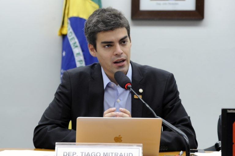 Tiago Mitraud: proposta deverá elevar a qualidade da democracia - (Foto: Gustavo Sales/Câmara dos Deputados)