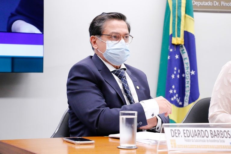 Eduardo Barbosa: CadÚnico permite ao Estado conhecer o cidadão - (Foto: Marina Ramos/Câmara dos Deputados)