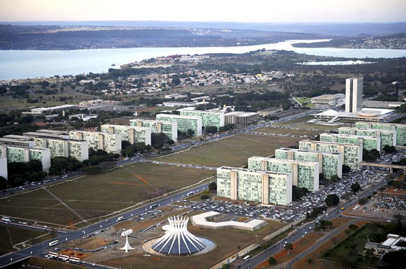 Esplanada dos Ministérios, em Brasília: veto presidencial atingiu especialmente cinco pastas - Ana Volpe/Agência Senado