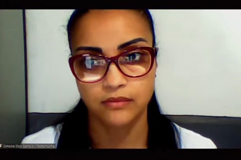 Simone disse que a mãe não sabia de nada - (Foto: Reprodução/YouTube)