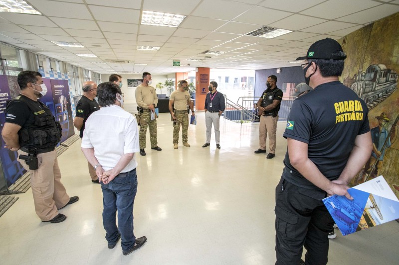 Foto: Claudio Neves/Portos do Paraná