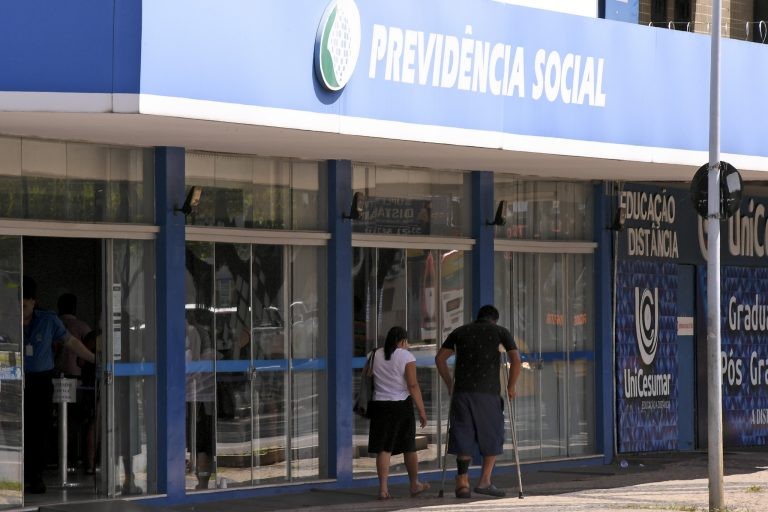 Intenção da proposta é evitar um colapso nas perícias do INSS - (Foto: Jefferson Rudy/Agência Senado)