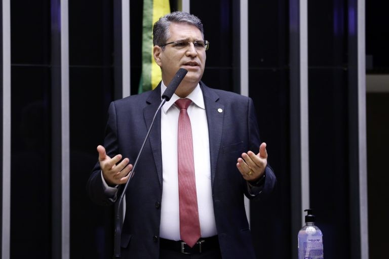 Francisco Jr.: na pandemia aumentaram os casos de depressão e ansiedade - (Foto: Najara Araujo/Câmara dos Deputados)