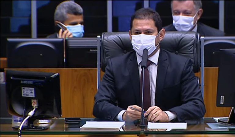 Plenário em sessão para votar renegociação de dívidas com fundos constitucionais - (Foto: Najara Araujo/Câmara dos Deputados)