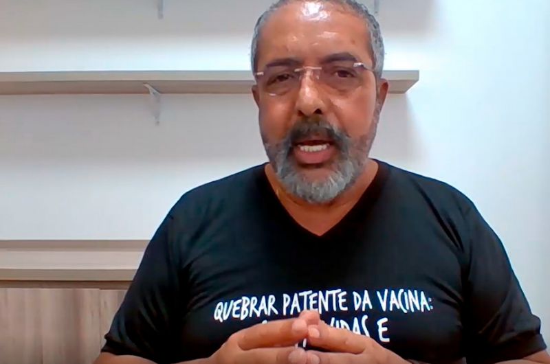 Para o senador, é preciso que haja a quebra de patentes de vacinas, testes de diagnóstico e medicamentos de eficácia comprovada contra a covid-19 enquanto vigorar o estado de emergência de saúde - Reprodução Tv Senado
