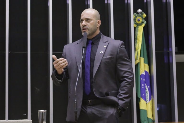 Daniel Silveira: 