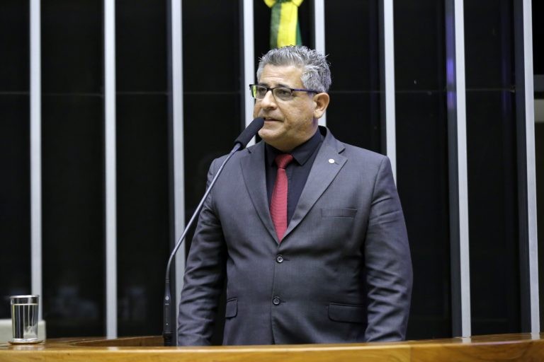 Nereu Crispim vê ausência de proteção coletiva diante de negligência do advogado - (Foto: Micchel Jesus)