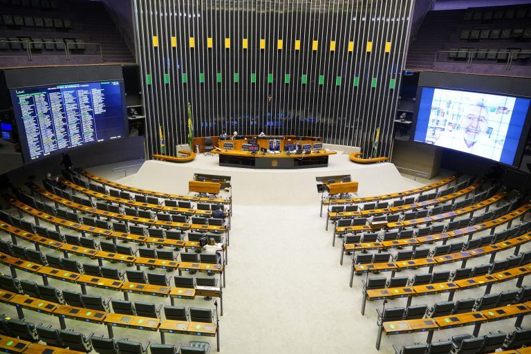 Sessão do Plenário utiliza sistema remoto de votações - (Foto: Pablo Valadares/Câmara dos Deputados)
