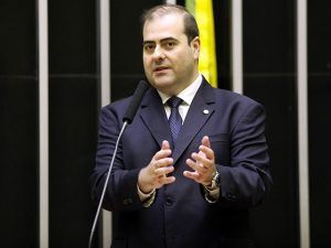 Carlos Chiodini, autor da proposta - (Foto: Acervo Câmara dos Deputados)