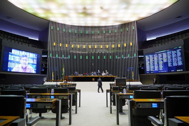 Votações em Plenário - (Foto: Pablo Valadares/Câmara dos Deputados)