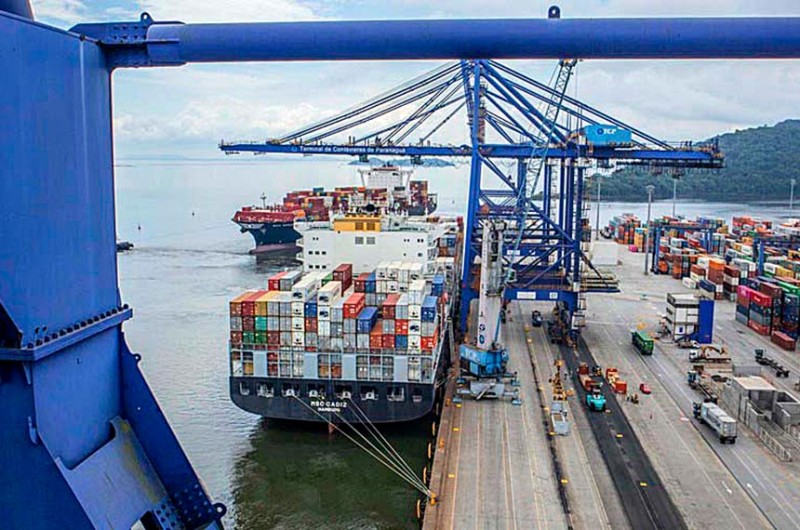 Porto de Paranaguá, no Paraná: medida provisória prorroga regime aduaneiro especial para exportações - Claudio Neves/Fotos Públicas