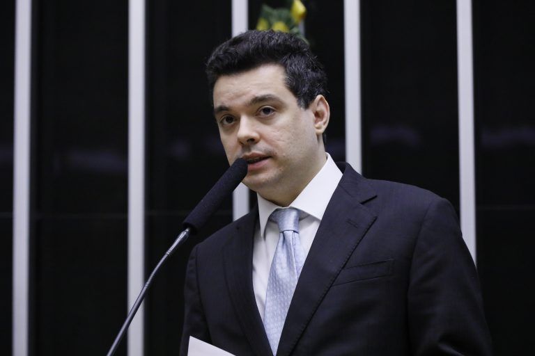 Para Walter Alves, proposta pode incrementar a oferta de crédito no País - (Foto: Cleia Viana/Câmara dos Deputados)