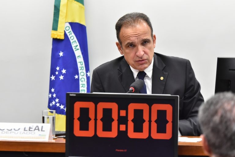 Hugo Leal propôs alterar o CTB e aumentar a pena pelo homicídio culposo - (Foto: Reila Maria/Câmara dos Deputados)