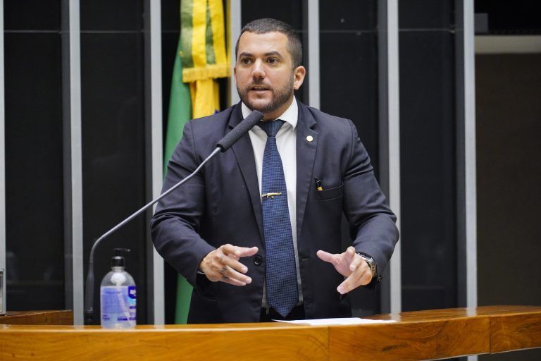 Jordy: “Emergência sanitária justifica a medida, mesmo com impacto fiscal - (Foto: Pablo Valadares/Câmara dos Deputados)