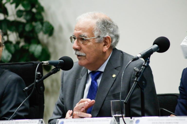 Luiz Ovando: 