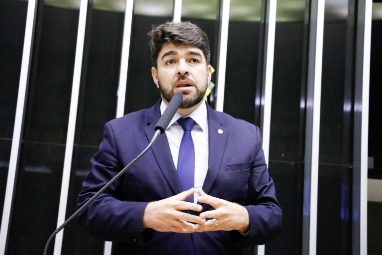 Zé Vitor: 