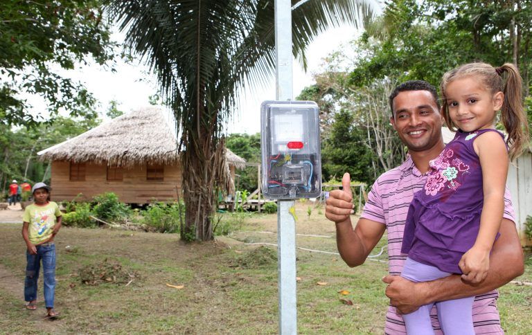 Energia elétrica em área rural - (Foto: Divulgação/Agência de Notícias do Acre)
