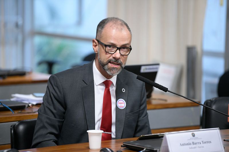 Barra Torres em reunião no Senado, em 2020: nesta terça, ele fala aos senadores sobre liberação de vacinas - Pedro França/Agência Senado
