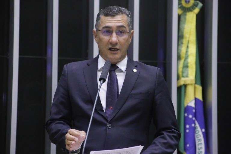 Jesus Sérgio: empresas privadas evitam estados da Amazônia - (Foto: Paulo Sérgio/Câmara dos Deputados)