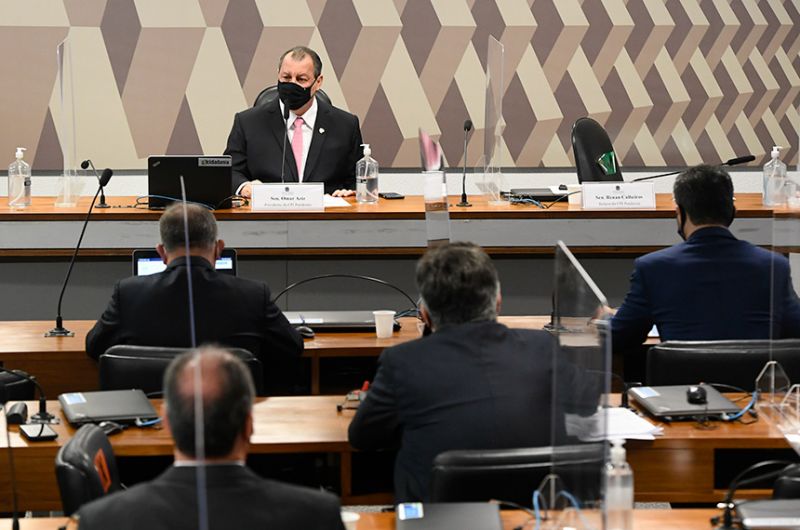Omar Aziz na abertura da reunião da CPI nesta terça-feira - Jefferson Rudy/Agência Senado