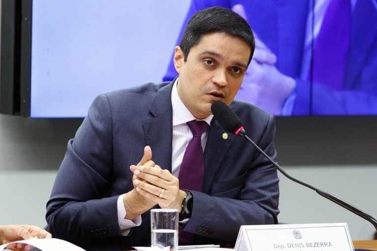 Bezerra: vamos avaliar o impacto ambiental e na saúde humana do empreendimento - (Foto: Vinicius Loures/Câmara dos Deputados)