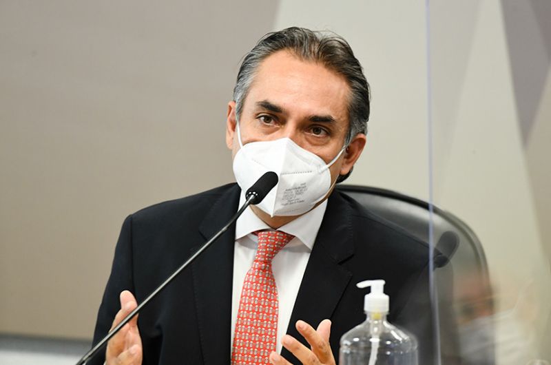 O presidente regional da Pfizer na América Latina, Carlos Murillo, durante audiência na CPI da Pandemia
