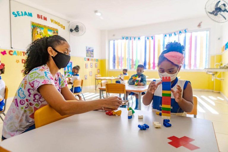 Sala de aula em escola em Salvador (BA) - (Foto: Igor Santos/Prefeitura de Salvador)