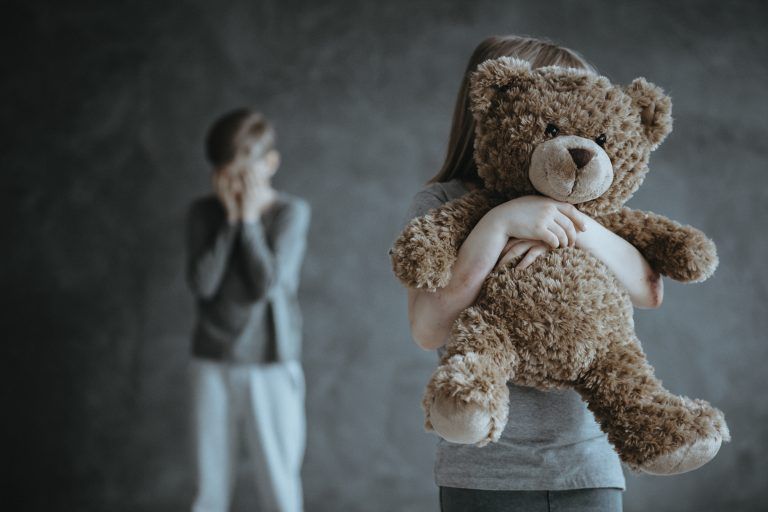 18 de maio é o Dia Nacional de Combate ao Abuso e à Exploração Sexual de Crianças e Adolescentes - (Foto: photographee.eu/Depositphotos)