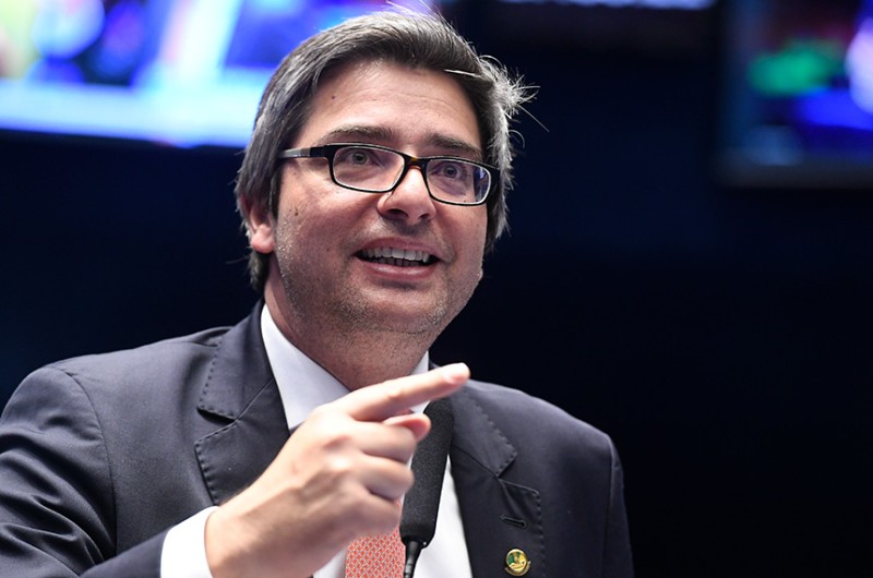 O relator na Comissão de Educação foi o senador Carlos Portinho - Jefferson Rudy/Agência Senado