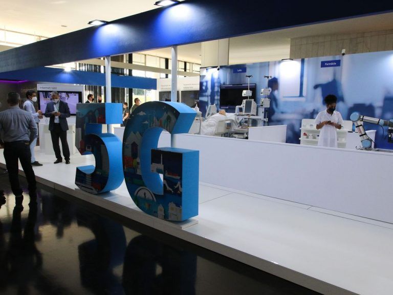 Exposição de tecnologia 5G no Salão Negro do Congresso Nacional - (Foto: Fabio Rodrigues Pozzebom/Agência Brasil)