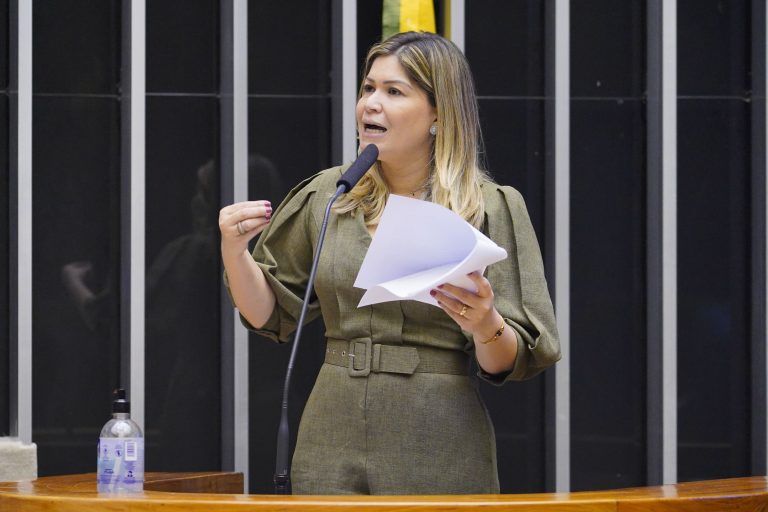 Gurgel: agências de turismo já arcaram com indenizações sem terem praticado ilícito - (Foto: Pablo Valadares/Câmara dos Deputados)