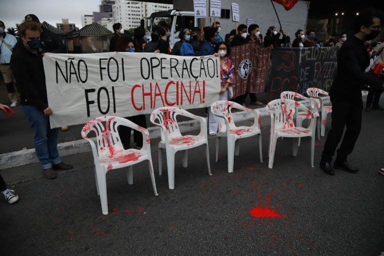 Manifestação em São Paulo solidariedade ao massacre no Jacarezinho - (Foto: Roberto Parizotti/FotosPublicas)