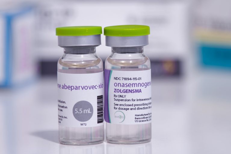 Medicamento é usado no tratamento de crianças com AME - (Foto: Depositphotos)