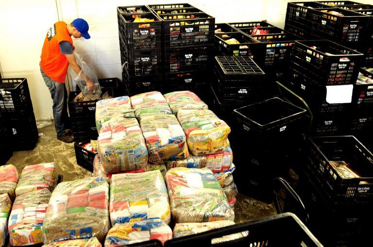 A crise sanitária espalhou a fome por todo o país - (Foto: Tony Winston/Agência Brasília)