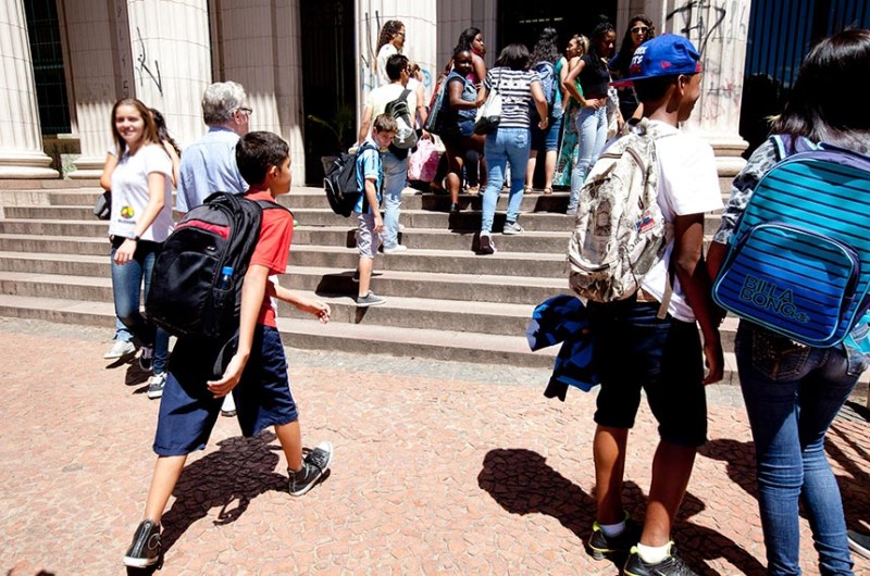 Escola da rede pública de Porto Alegre: conselhos de Educação atuam na garantia do direito ao ensino - Claudio Fachel/Palácio Piratini