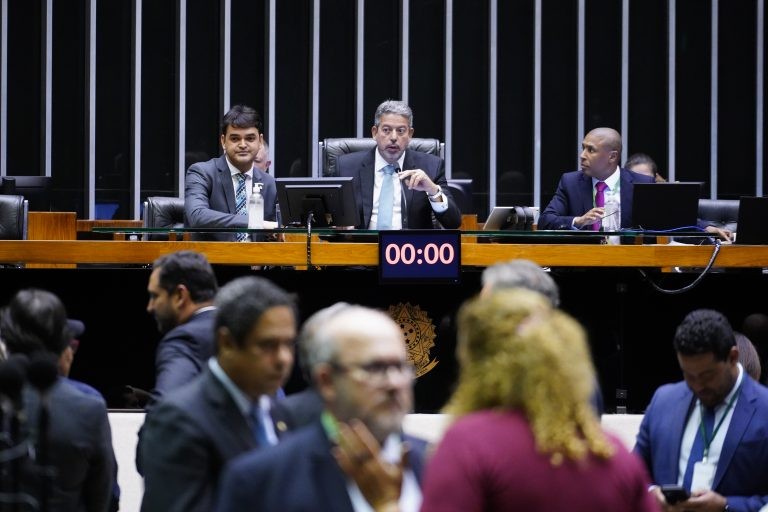 Eli Borges, relator do projeto de lei - (Foto: Pablo Valadares/Câmara dos Deputados)