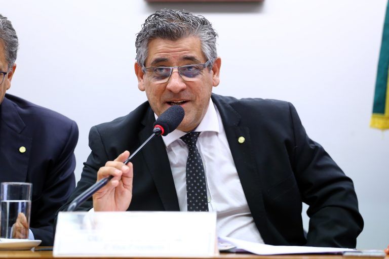 Crispim: 