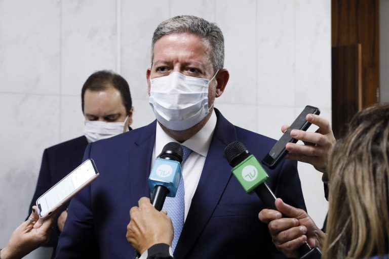 Lira disse que a vacinação por comorbidade é importante, mas que é preciso continuar vacinando por idade - (Foto: Luis Macedo/Câmara dos Deputados)