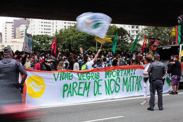 Com mudança, injúria racial passam a ter mesmas penas de racismo - (Foto: Paulo Pinto/FotosPublicas)