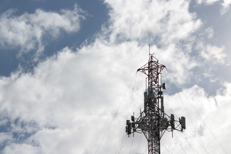 Adoção da tecnologia 5G vai exigir a instalação de mais antenas, diz autor da proposta - (Foto: Lucas L/Pixabay)