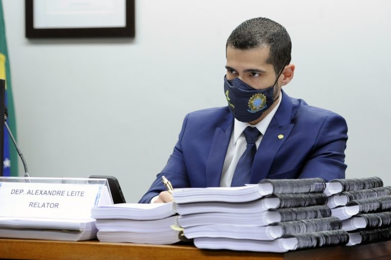 Alexandre Leite defende a perda do mandato da deputada - (Foto: Cleia Viana/Câmara dos Deputados)