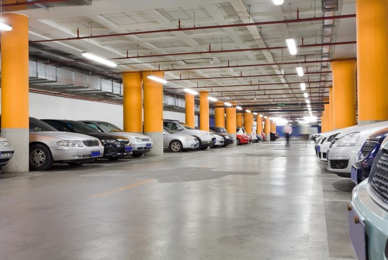 Quem não é morador não poderá alugar vaga de garagem - (Foto: Depositphotos)