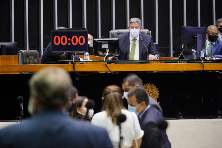 Arthur Lira preside sessão deliberativa do Plenário - (Foto: Pablo Valadares/Câmara dos Deputados)