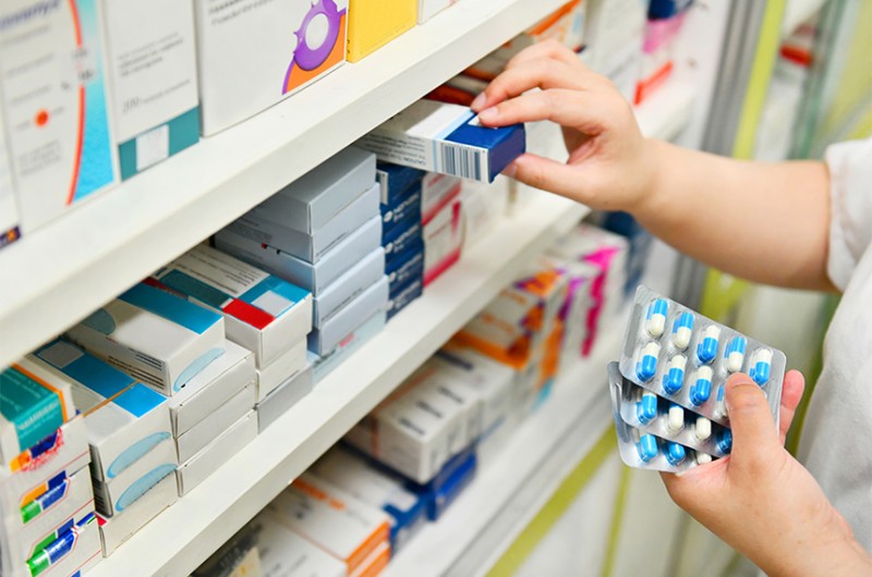 O texto prevê a obrigatoriedade de divulgação dos estoques de medicamentos das farmácias públicas que estiverem sob a gestão do Sistema Único de Saúde (SUS) - MJ_Prototype/iStockphoto