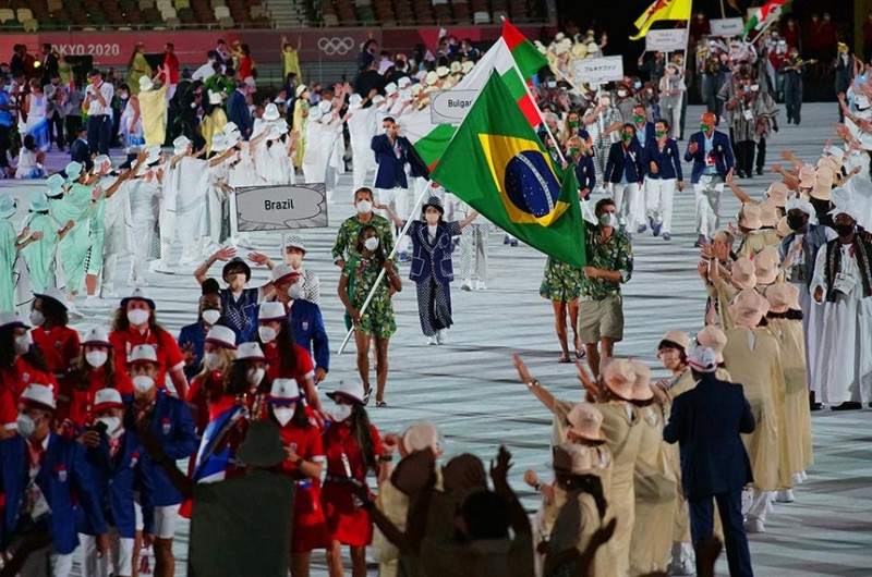 Delegação brasileira enviada ao Japão foi a maior já enviada ao exterior, com 301 atletas que trouxeram 21 medalhas. A iniciativa da homenagem foi da senadora Leila Barros - Rodolfo Vilela/rededoesporte.gov.br