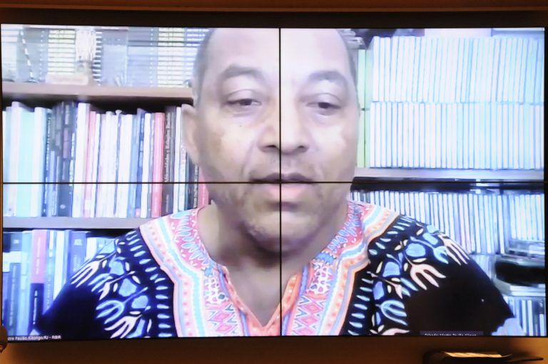 Mestre Kikongo pediu a proteção de mestres da cultura tradicional, especialmente negros - (Foto: Najara Araújo/Câmara dos Deputados)