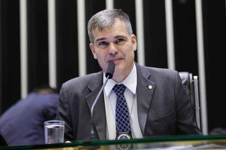 O autor do projeto, deputado Delegado Antônio Furtado - (Foto: Michel Jesus/ Câmara dos Deputados)