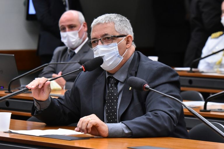 Gonzaga: “Cabos, sargentos e subtenentes dedicam suas vidas à defesa da Pátria - (Foto: Reila Maria/Câmara dos Deputados)