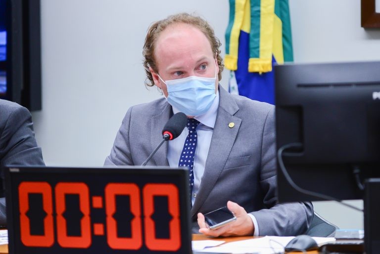 Rodrigo Agostinho: projetos em discussão podem dirimir conflitos pelo uso da água - (Foto: Billy Boss/Câmara dos Deputados)