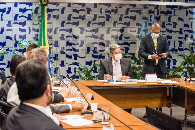 Lira reuniu líderes partidários nesta quinta-feira - (Foto: Zeca Ribeiro/Câmara dos Deputados)